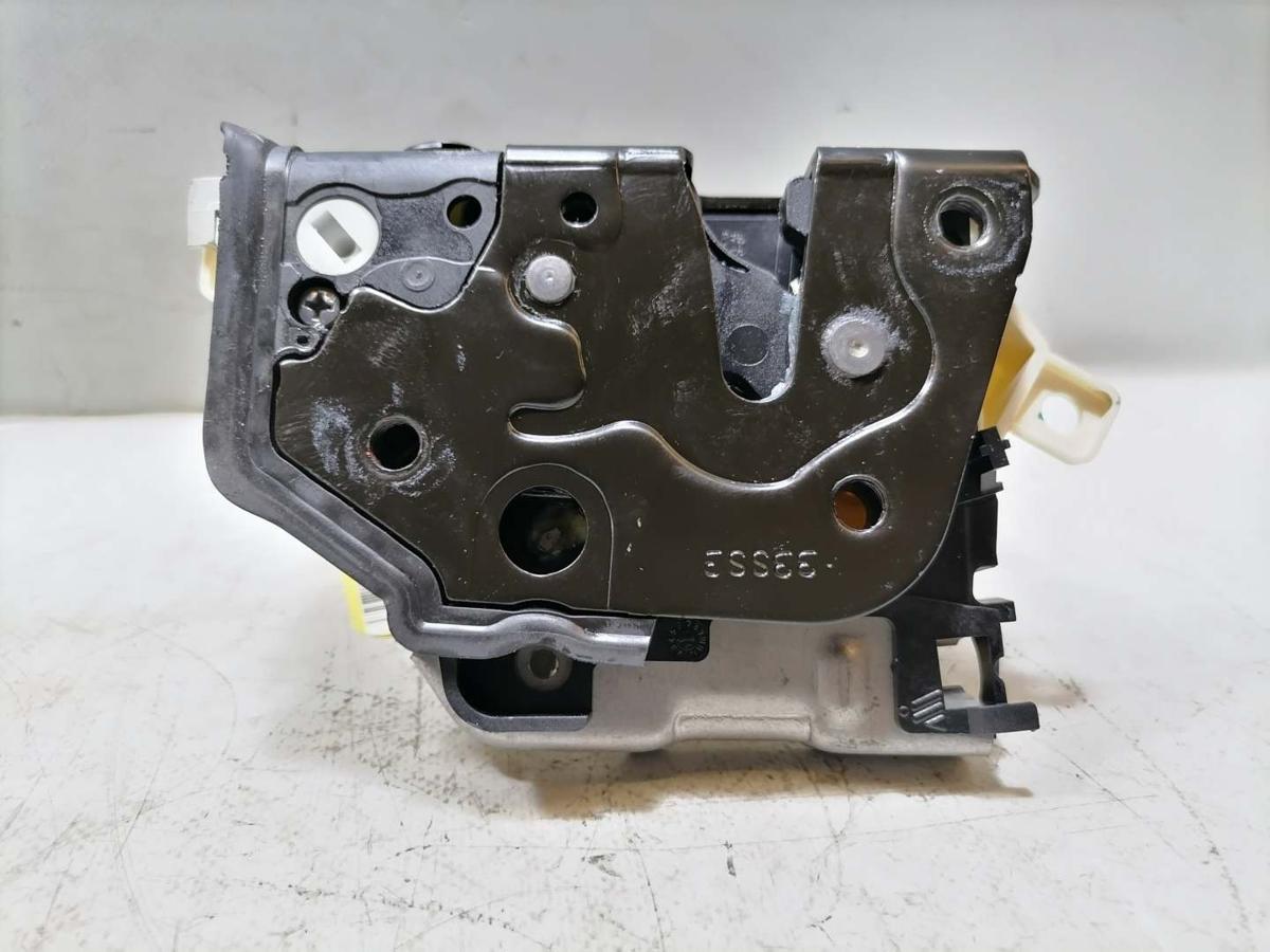 Porsche Macan original T&uuml;rschloss hinten links Bj.2015